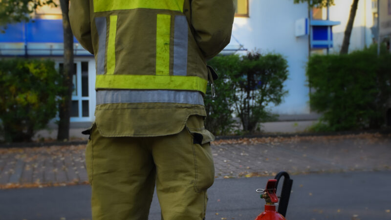 Brand Industriehalle in Gochsheim